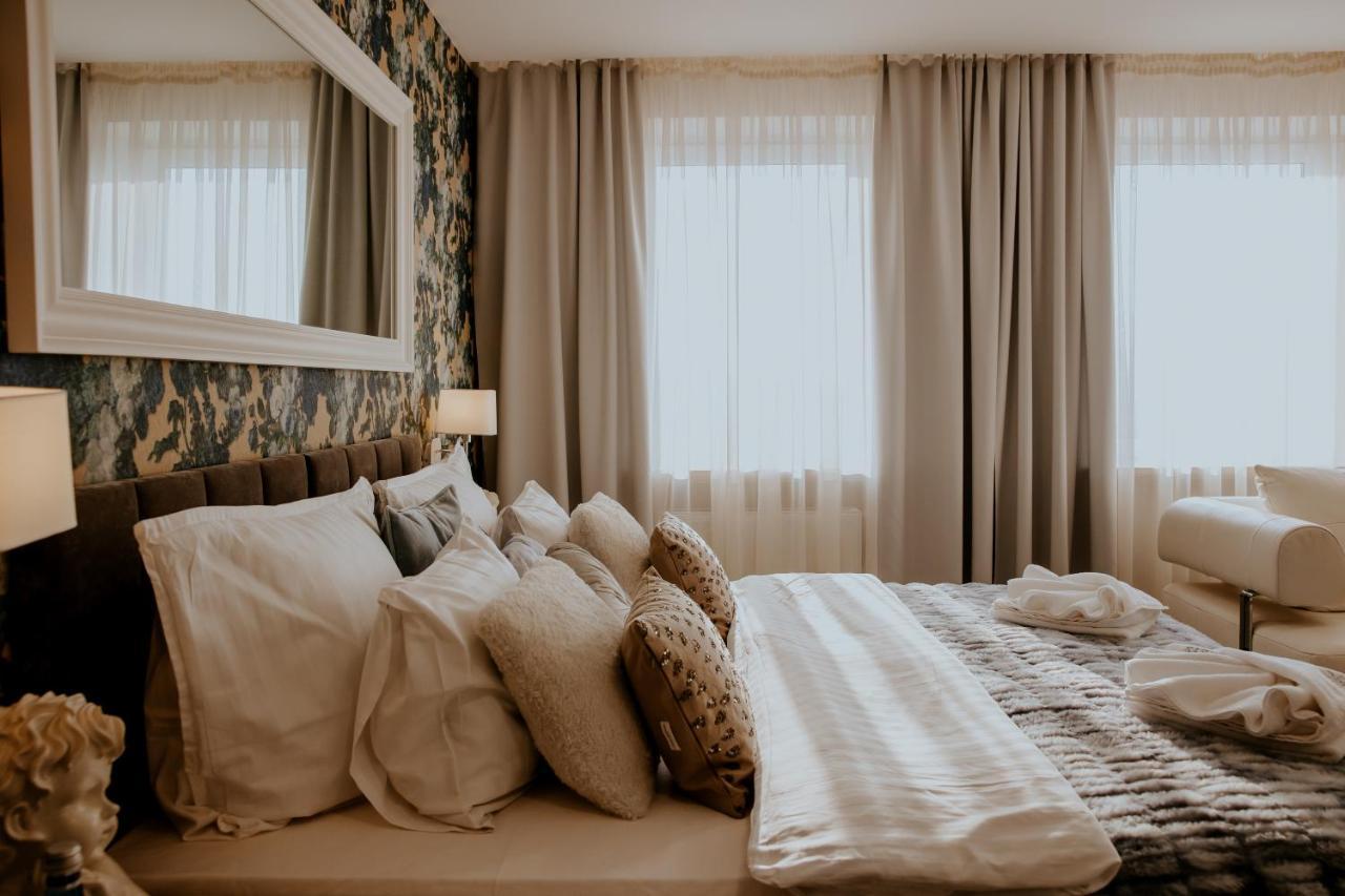 Hotel Greys Polonia Zasutowo Eksteriør bilde